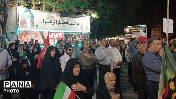 دل‌های عاشق وطن در خرم‌ آباد، وفاداری را به تصویر کشیدند