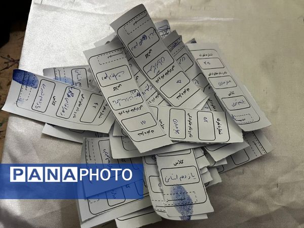 برگزاری انتخابات شورای دانش‌آموزی در خاتم