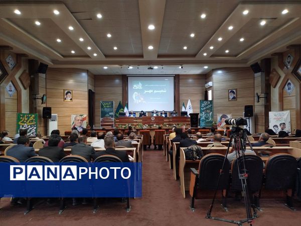 ویژه برنامه «شمیم مهر» ویژه مدیران و معاونان مدارس شهرستان کاشمر