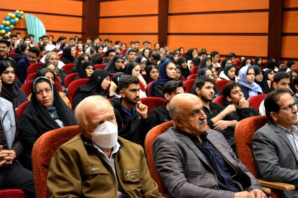 تجلیل از افتخارآفرینان کنکور
