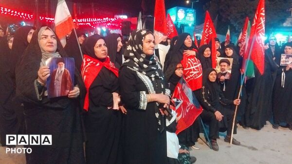 صد و پنجاهمین شب از تجمعات «بیعت با رهبری» در نورآباد
