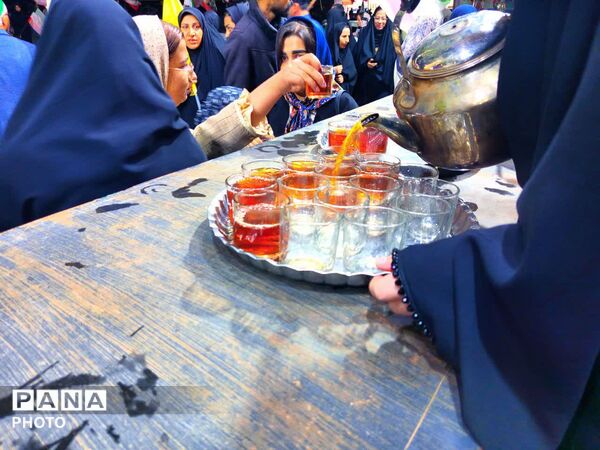 موکب هایی به عشق رهبر شهید