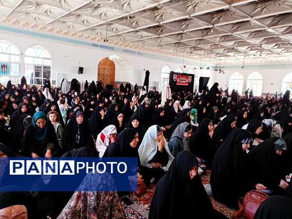 تحویل سالی متفاوت در امامزاده سید حمزه کاشمر