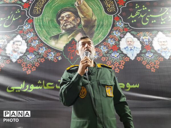 مراسم وداع با شرکت کنندگان مراسم تشییع در رودسر