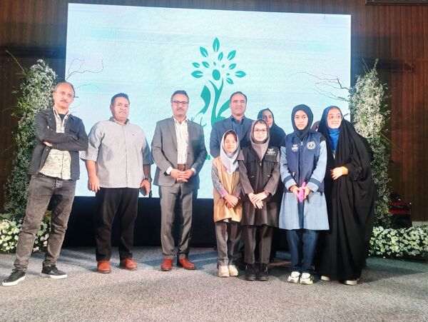 نشست طرح نماد در تالار تربیت ؛ گامی برای تقویت مراقبت اجتماعی دانش‌آموزان 