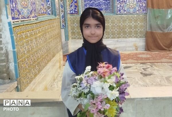 تجدید میثاق دانش‌آموزان ورزشکار با شهدا در سمنان