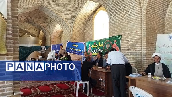 میز خدمت ادارات نیشابور در نماز جمعه 