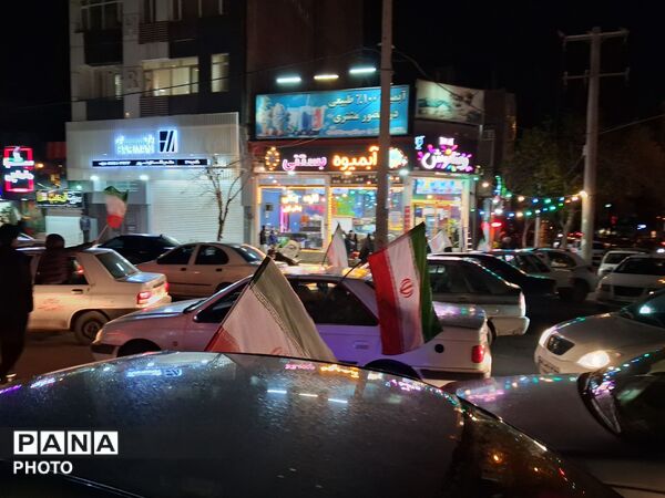 رژهٔ خودرویی در بلوار فضل نیشابور