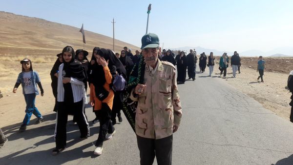 پیاده‌روی جاماندگان اربعین حسینی در نورآباد