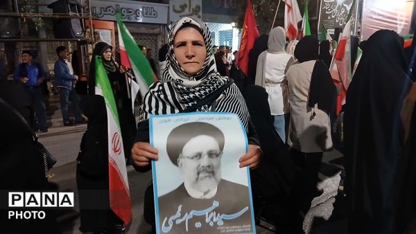ندای وحدت و ولایت در ۸۲ شب بیعت با رهبری