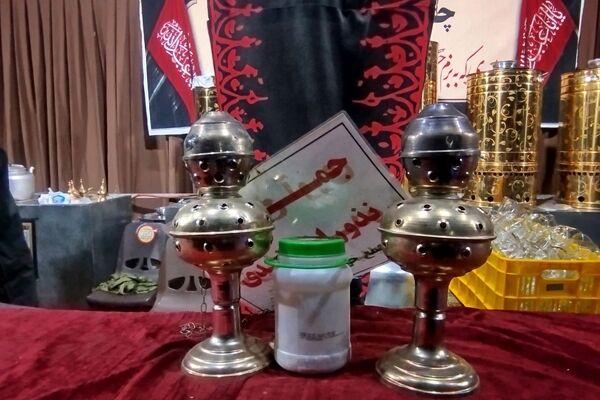 توقف درمسیر عاشقی، موکب حیدریون پذیرای زائران وعزادارن رهبری