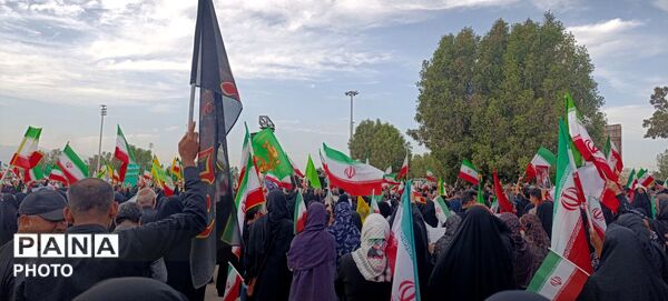 خروش حماسی مردم انقلابی بندرعباس در تجدید میثاق با رهبر جدید انقلاب اسلامی