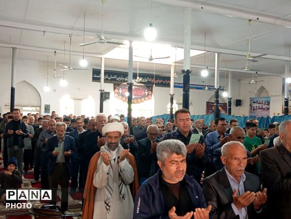 اقامه نماز عید فطر در روستای بلیان کازرون
