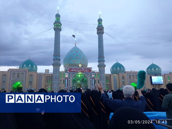 مراسم تشییع و خاکسپاری دو شهید گمنام دوران دفاع مقدس در قم