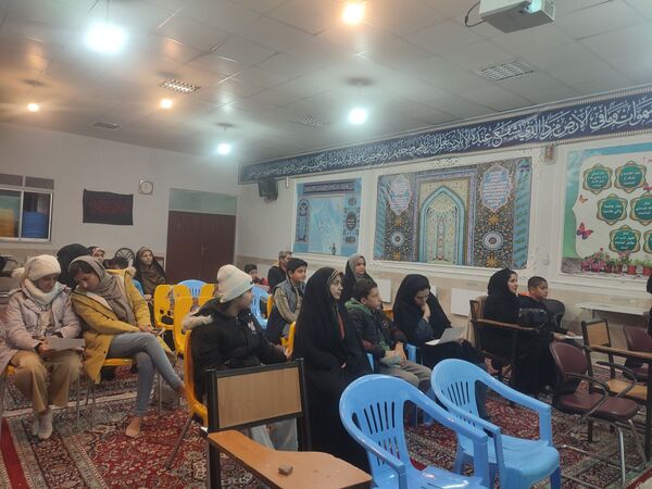 جلسات هم‌اندیشی دانش‌آموزان کانونی دردبیرستان امام خمینی کاشمر