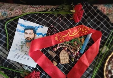 یادبود شهید مدافع حرم تجلی فرهنگ ایثار و شهادت 