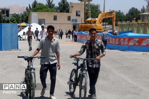 نماز جمعه امروز کرمان از نگاه دوربین
