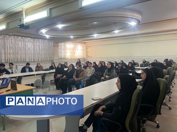 کارگاه توانمند‌سازی رابطین پژوهشی مدارس شهرستان بجنورد