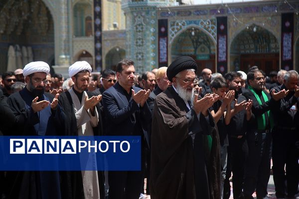 عزاداری تاسوعای حسینی(ع) در حرم حضرت معصومه(س)