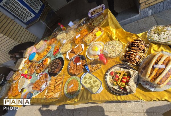 جشنواره غذا در مدرسه حکمت جعفرآباد استان قم