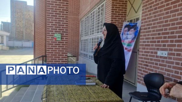 آیین نواختن زنگ انقلاب و جشن آغاز دهه مبارک فجر در گالیکش