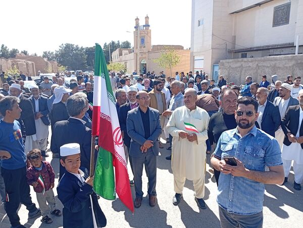 حضور مردم روستای براباد در راهپیمایی روز جهانی قدس