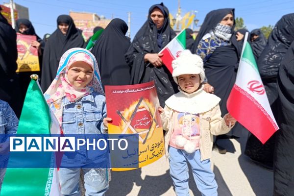 حضور پرشور مردم شهر تیتکانلو در راهپیمایی روز قدس 