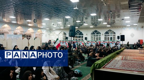 گرامیداشت حماسه  ۹ دی در کاشمر