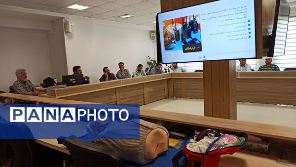 آموزش امداد و نجات در شرایط بحران توسط گروه دوام ثامن
