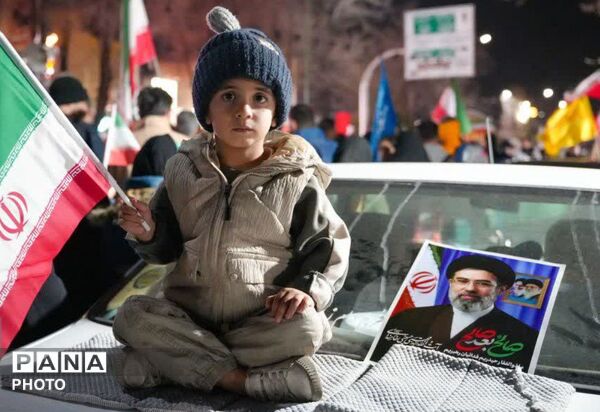 قیام بیست و نهم در بام ایران 