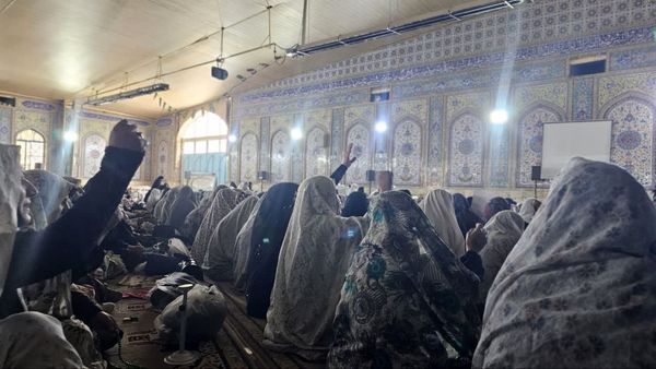 نماز جمعه یاسوج؛ جلوه‌ای از وحدت و دینداری مردم مرکز کهگیلویه و بویراحمد
