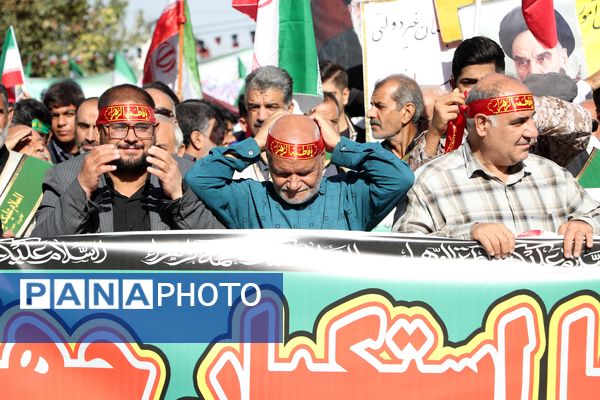 فریاد استکبار ستیزی از ورامین طنین انداز شد