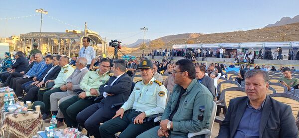 شکوفایی طعم و فرهنگ در سامان؛ دومین جشنواره بادام و گردو 