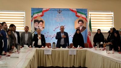 نشست مدیران کانون‌های پرورشی مناطق ۱۹ گانه، زمینه‌ساز برنامه‌های مؤثر برای دانش‌آموزان تهران است