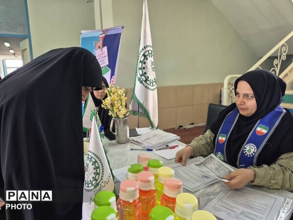 پذیرش رؤسای شورای دانش‌آموزی انتخابات استانی دختران در فارس