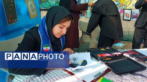 حضور پرشور مردم یاسوج در راهپیمایی ۱۳ آبان در دامنه‌های دنا