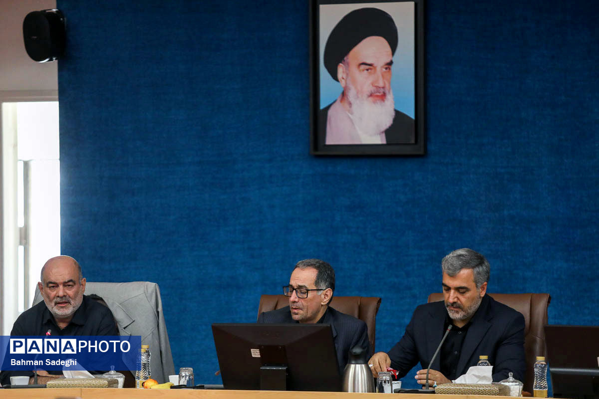 آب و یخ برای زائران اربعین در مرزهای کشور به اندازه کافی وجود دارد