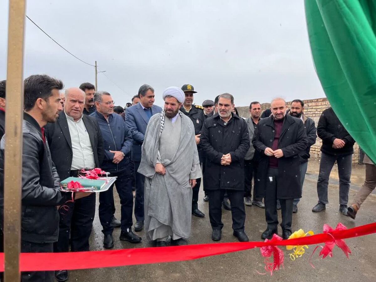 آسفالت ۸۶ هزار مترمربع معابر روستایی در زاوه با ۵۲۰ میلیارد ریال اعتبار