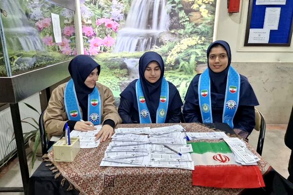  انتخابات شورای دانش‌آموزی مدارس شهرستان قرچک