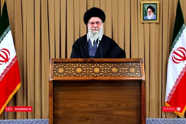 سید علی خامنه‌ای؛ از شاهد جنگ‌های جهانی تا فرمانده دفاع مقدس: درک ضرورت قدرت نظامی