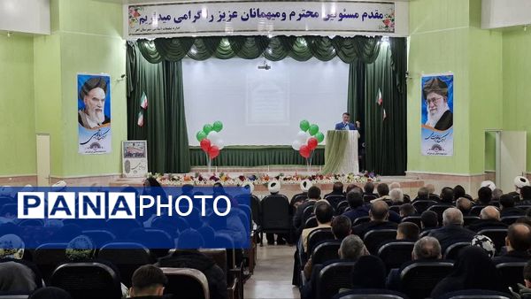  جشن شکرانه انقلاب اسلامی در اهر