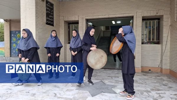 جشن روز جهانی دختر در دبیرستان بهار آزادی قائمشهر