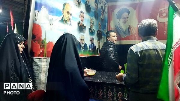گذری بر فعالیت موکب مردمی پارک دانشجو در پانزدهمین شب از سال ۱۴۰۵ 