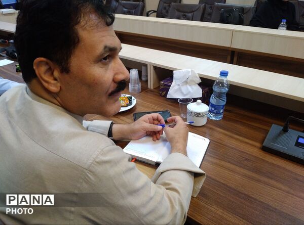 آموزش مشاوران منتخب قطب استان البرز در خانه معلم پیشکسوتان ناحیه ۴ کرج