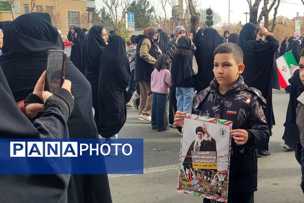 راهپیمایی ۲۲ بهمن، آینه تمام‌نمای همبستگی ملی