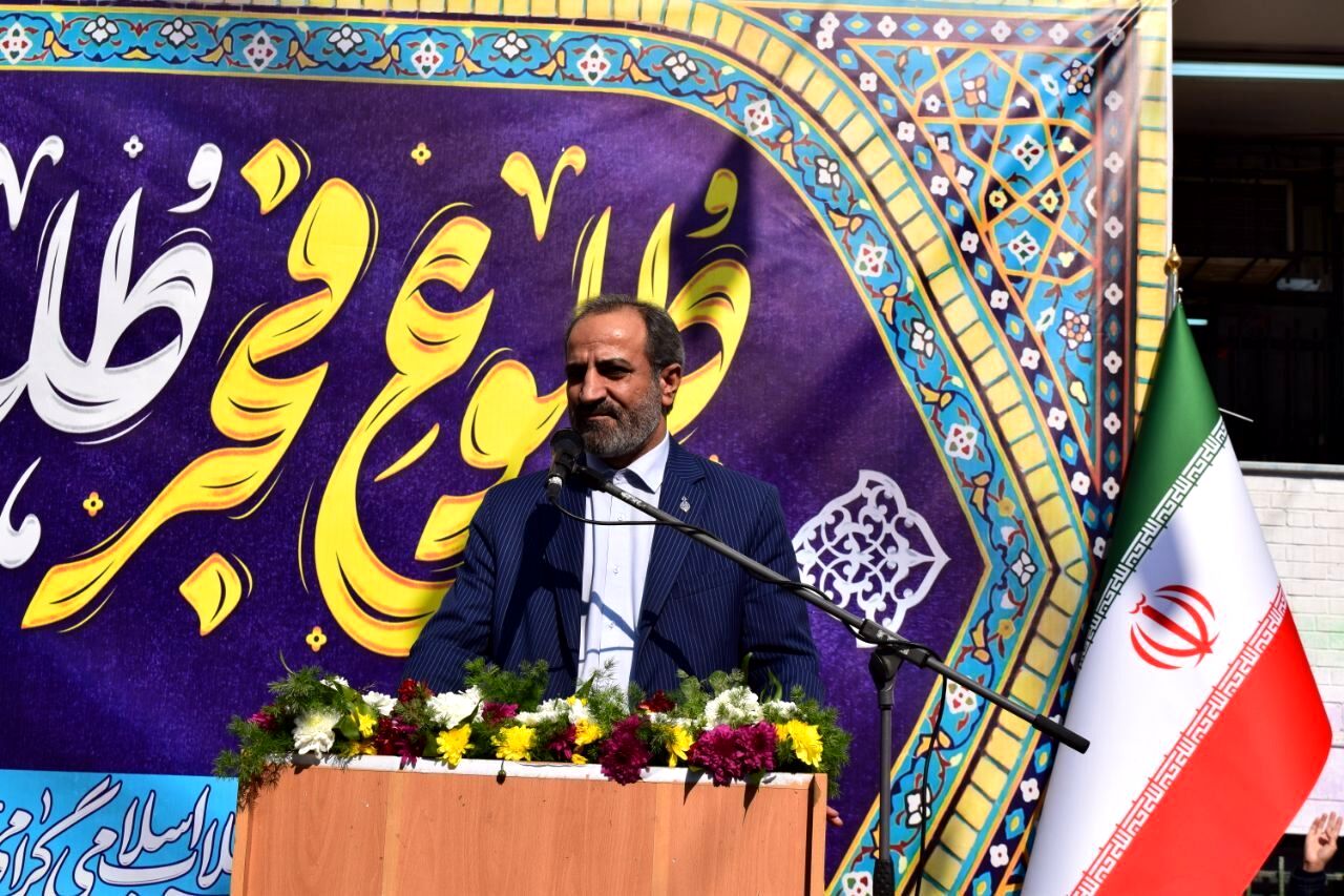 فعالیت‌های فرهنگی و تربیتی در حال حرکت به سوی گفتمان‌سازی انقلاب اسلامی هستند.