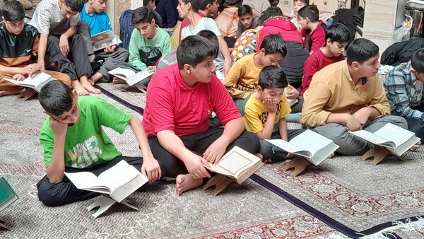  محفل انس با قرآن در اعتکاف سه روز در بهشت