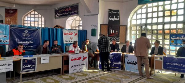 اجتماع بزرگ نوجوانان و جوانان بسیج در نماز جمعه