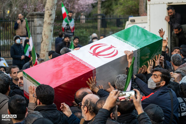 تشییع پیکر شهدای رمضان در تهران - 2