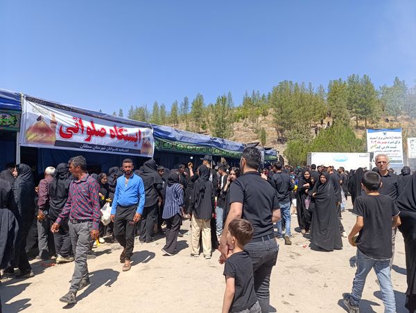 عاشورای حسینی در آشخانه و ۷۲ دیگ غذای نذری